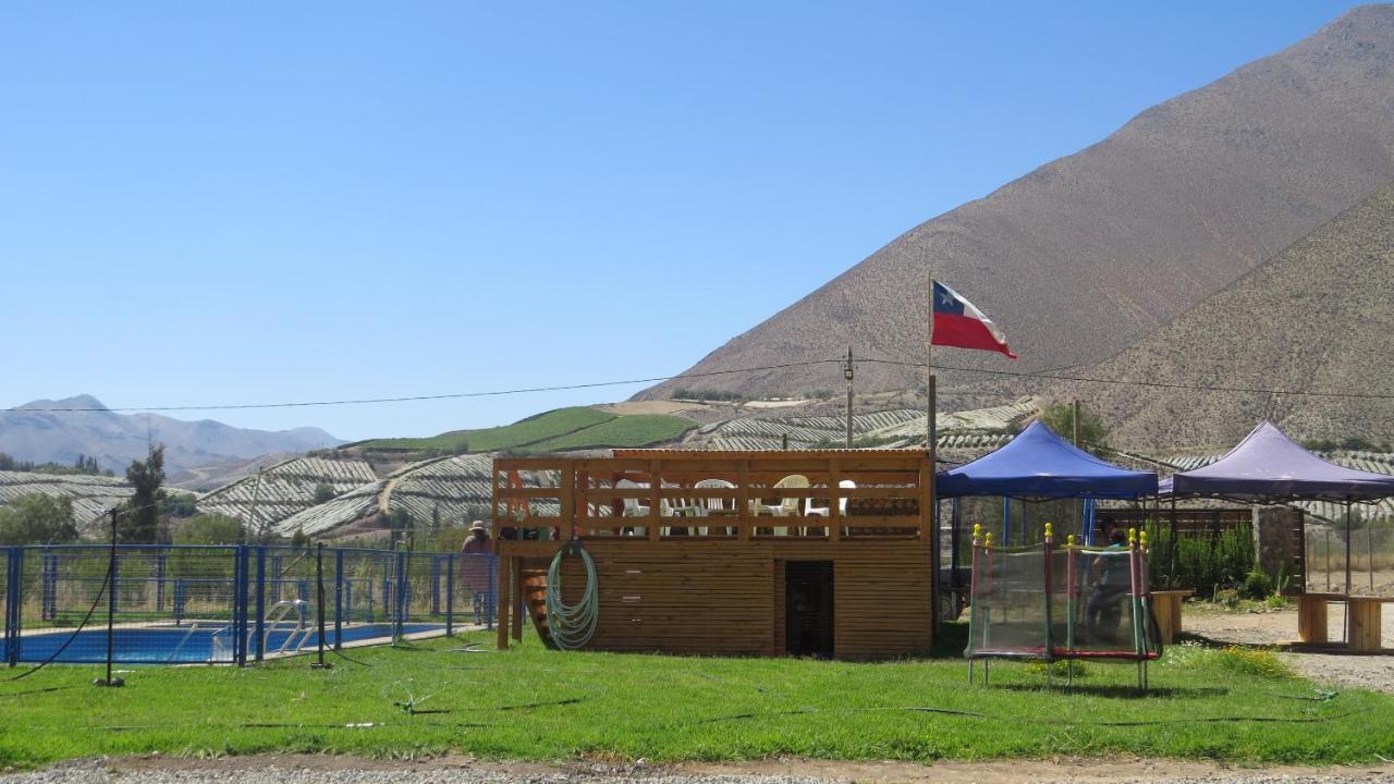 Cabanas Vicuna Cielo De Peralillo - Valle De Elqui Buitenkant foto