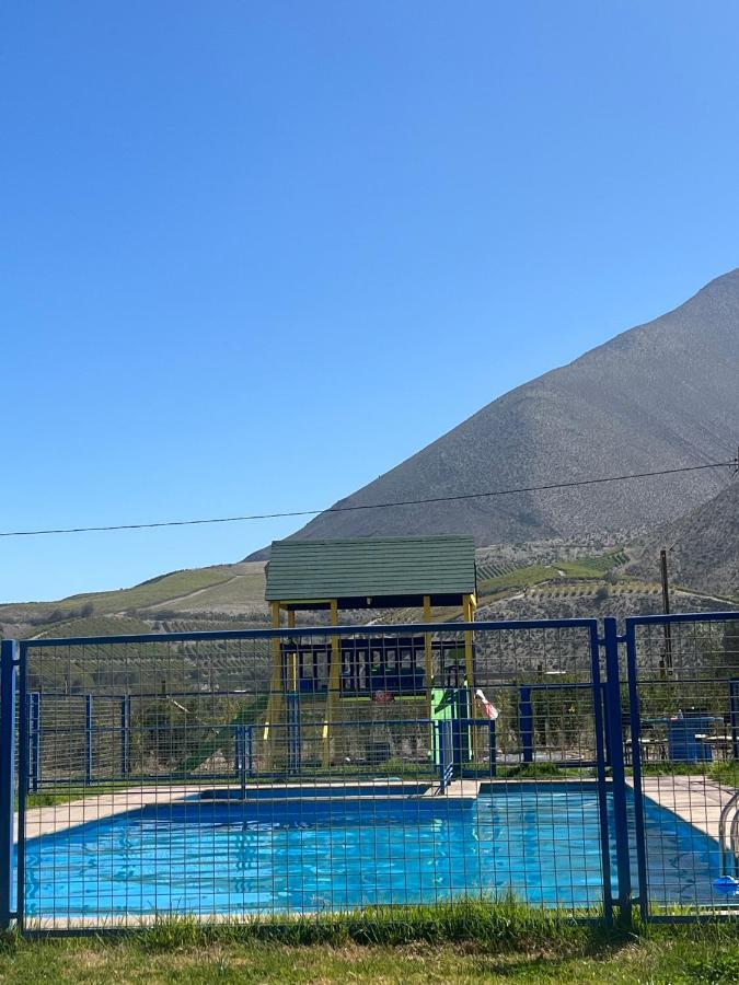 Cabanas Vicuna Cielo De Peralillo - Valle De Elqui Buitenkant foto